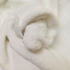 Tela de toalla en blanco